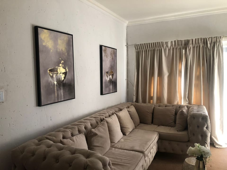 Apartment | Living area | TV
