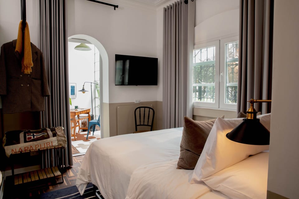 Down comforters, pillowtop beds, minibar (free items), in-room safe
