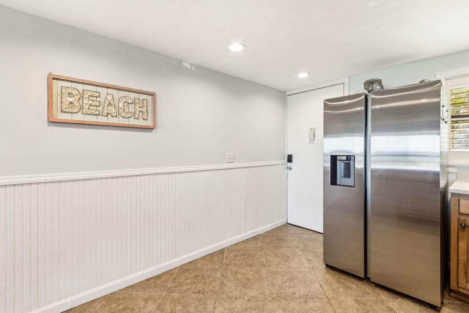 219 Entry Way