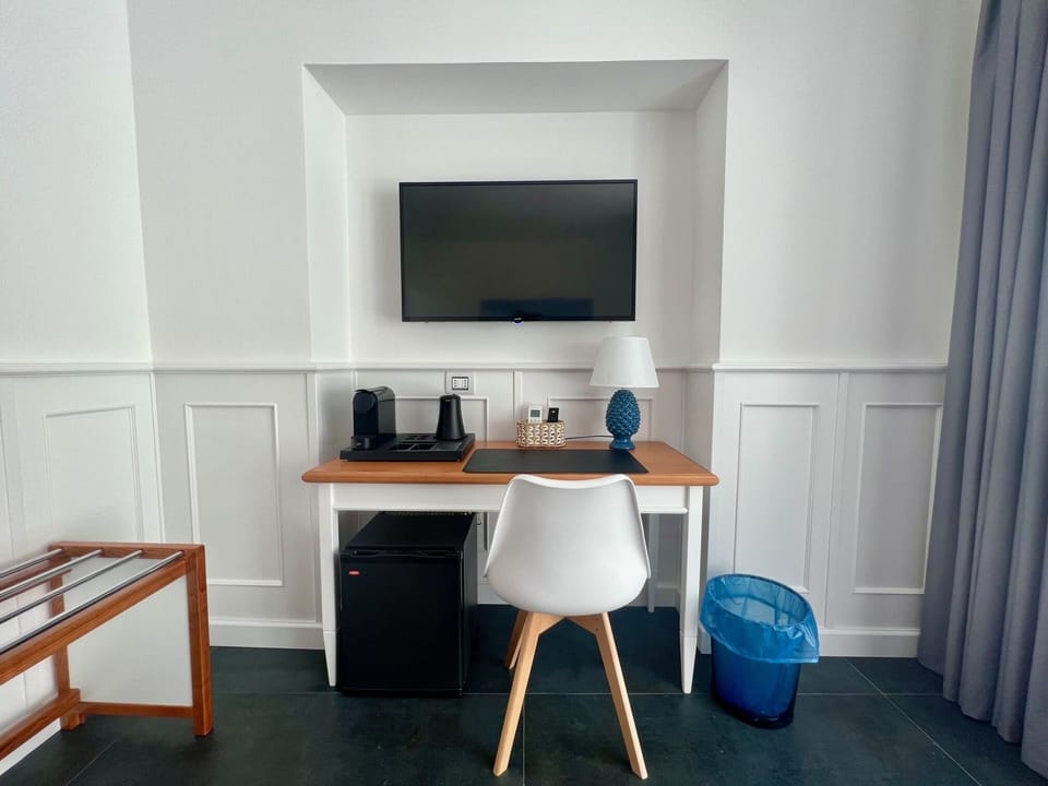 Superior Room | Free minibar, in-room safe, individually decorated