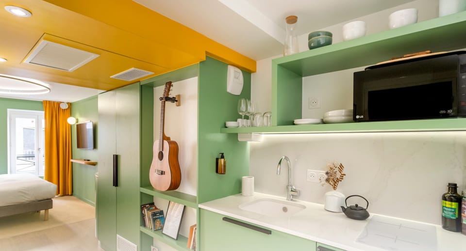 Private kitchenette