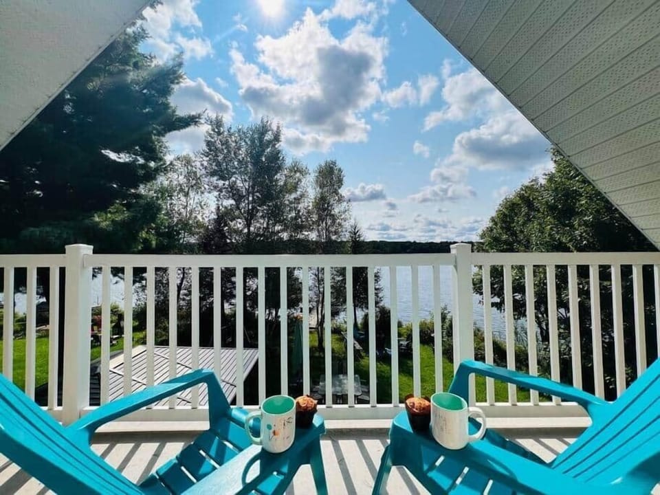Big balcony to enjoy the lovely view