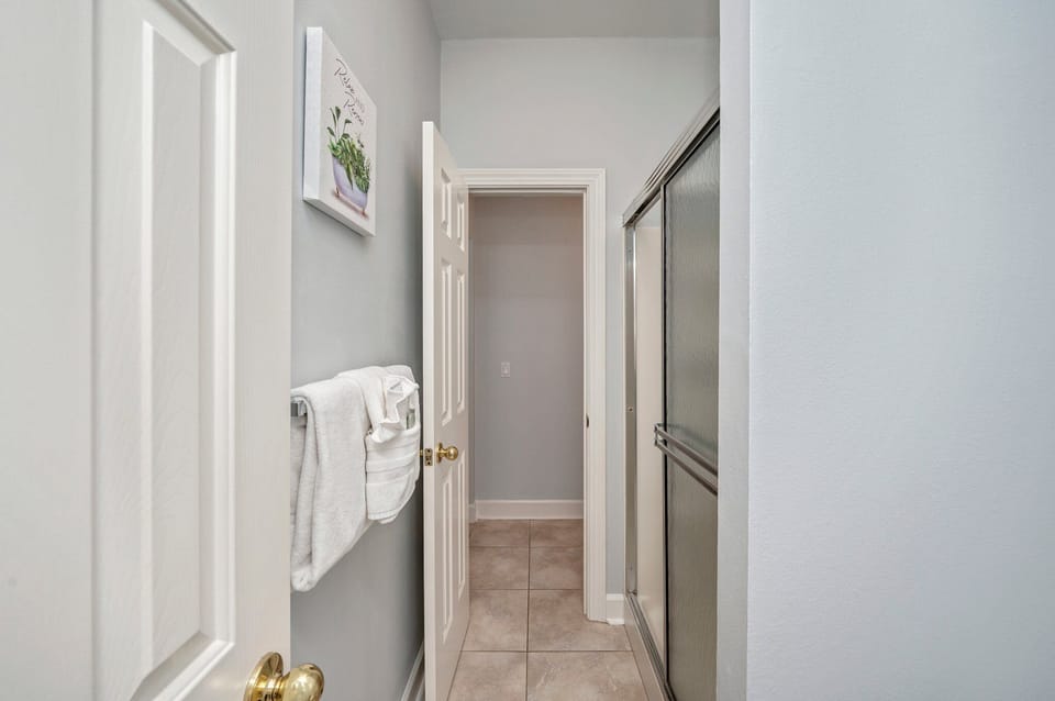 Jack & Jill Bathroom