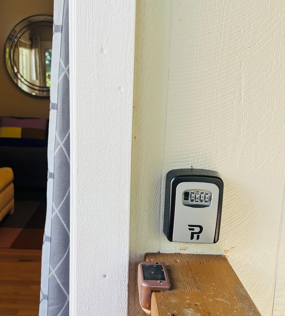 Lockbox with key inside for easy self check in.