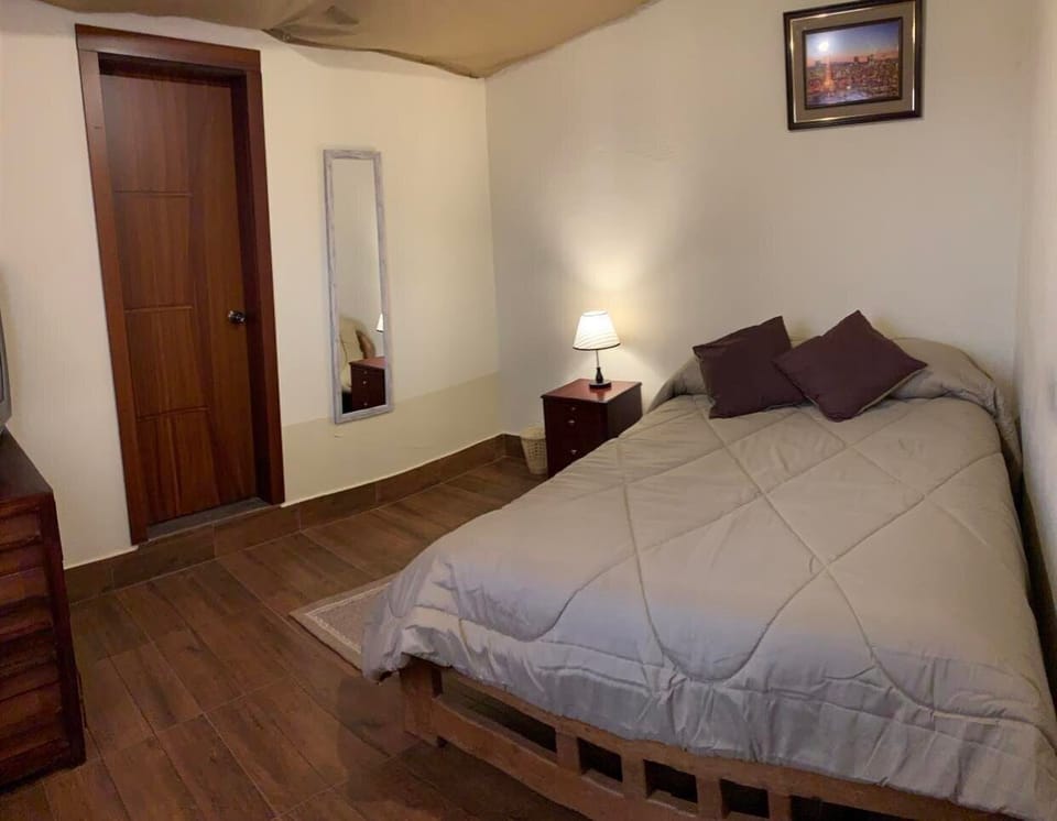 Standard Double Room | WiFi (free), bed sheets