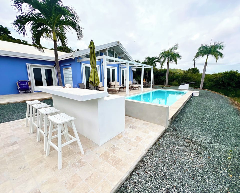 Pool and bar