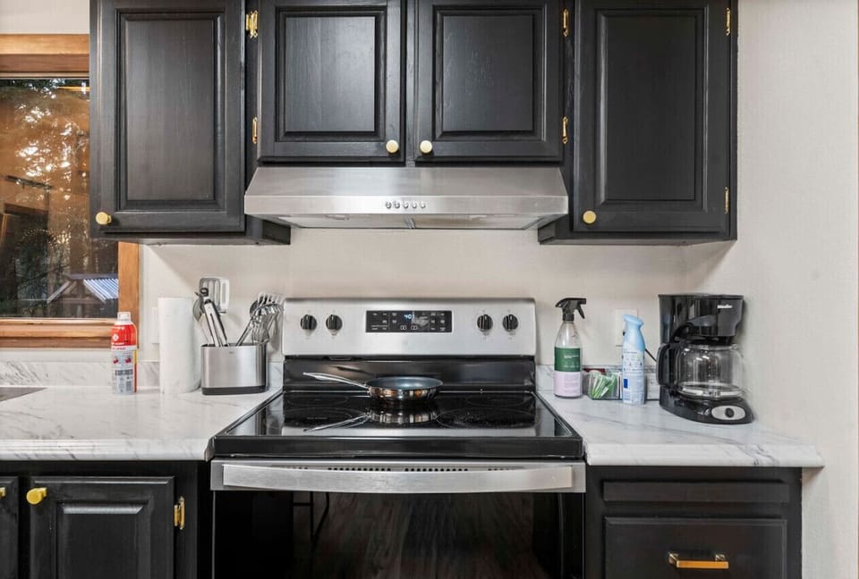 Cook up delicious meals in our stylish, fully-equipped kitchen.