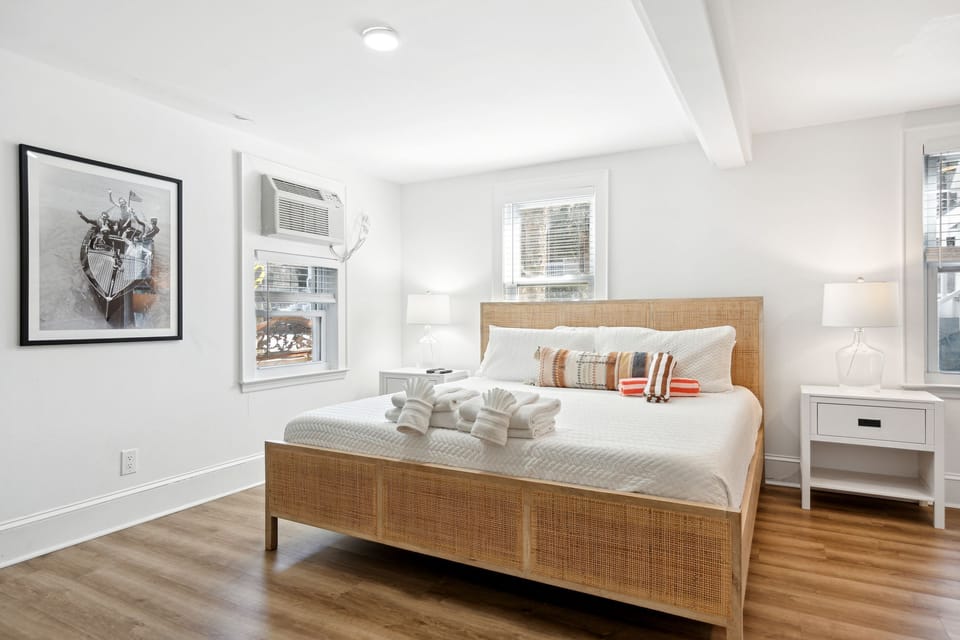 Welcome to The Falls River - Room 14!