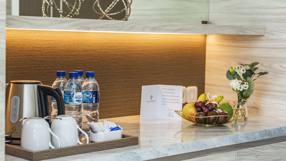 Suite, 1 Double Bed, Non Smoking | Room amenity