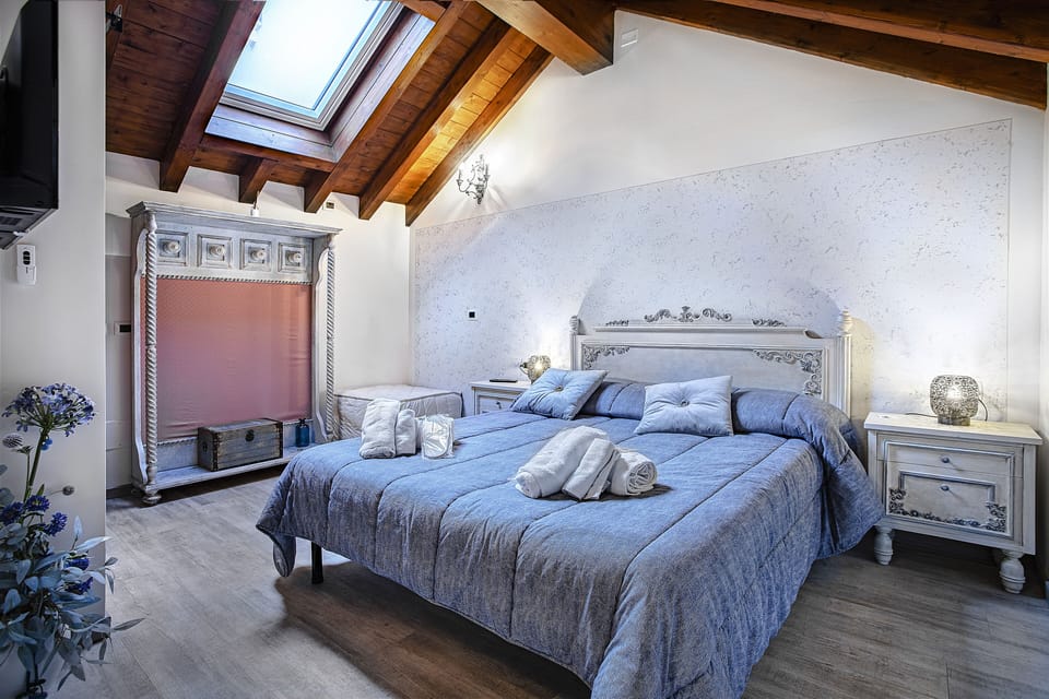 5 bedrooms, WiFi (free)