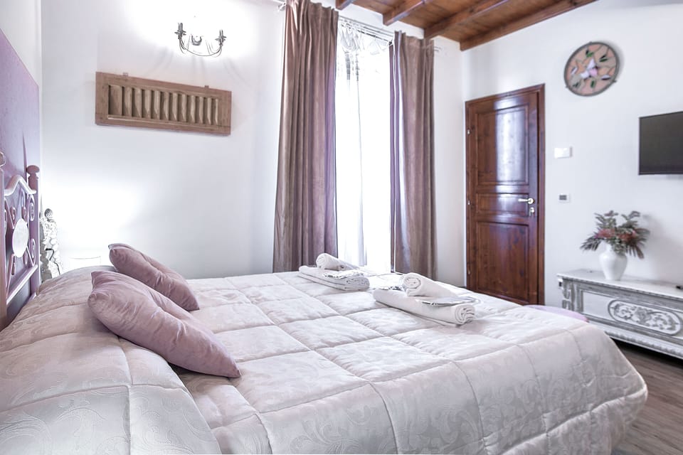 5 bedrooms, free WiFi