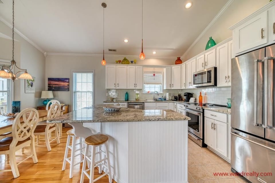 Kitchen IV