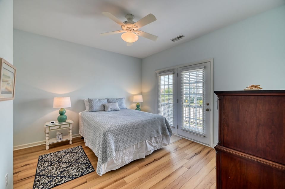 South Queen Master Bedroom with En Suite & Front Deck Access