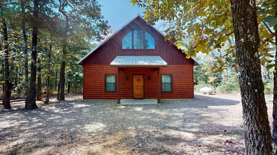 Rufus Roost-Exterior