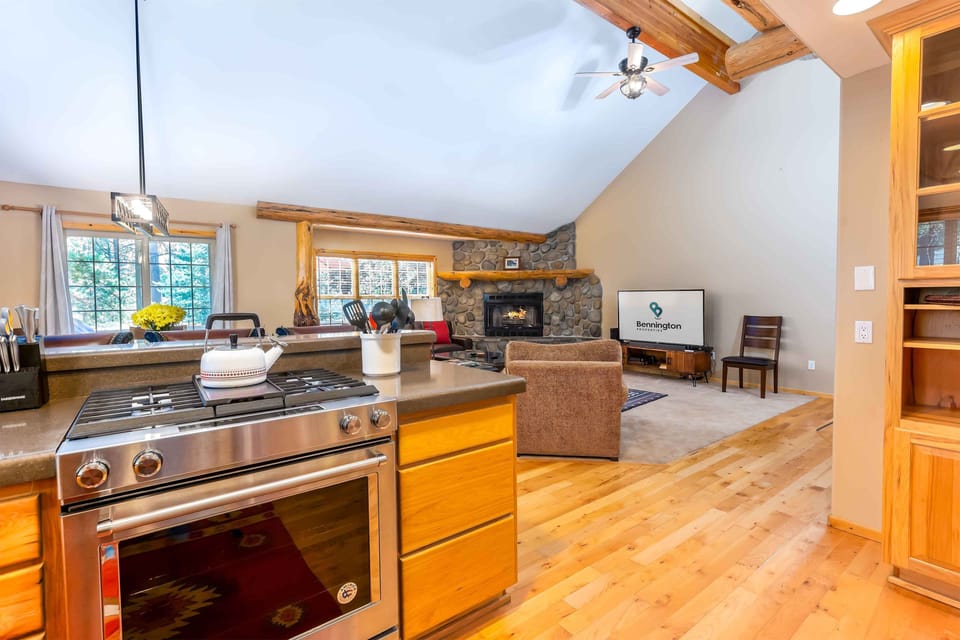 Kitchen - Main Level