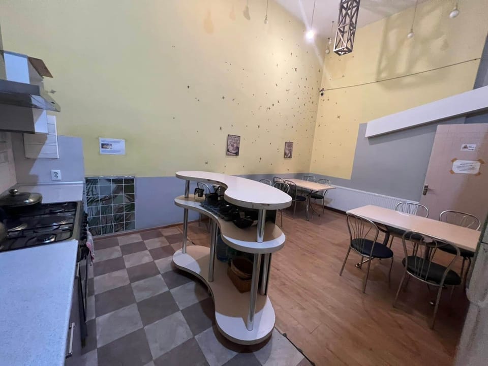 Economy Shared Dormitory | Private kitchen | Electric kettle