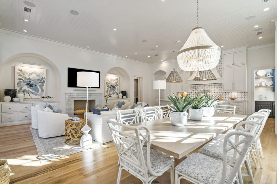 House, 5 Bedrooms | Dining