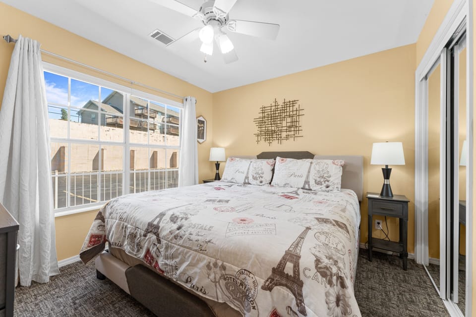 Harmony Hideaway 2 Bedroom Condo by RedAwning Apartment in Branson