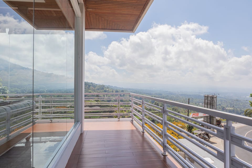 Grand Villa | Balcony view