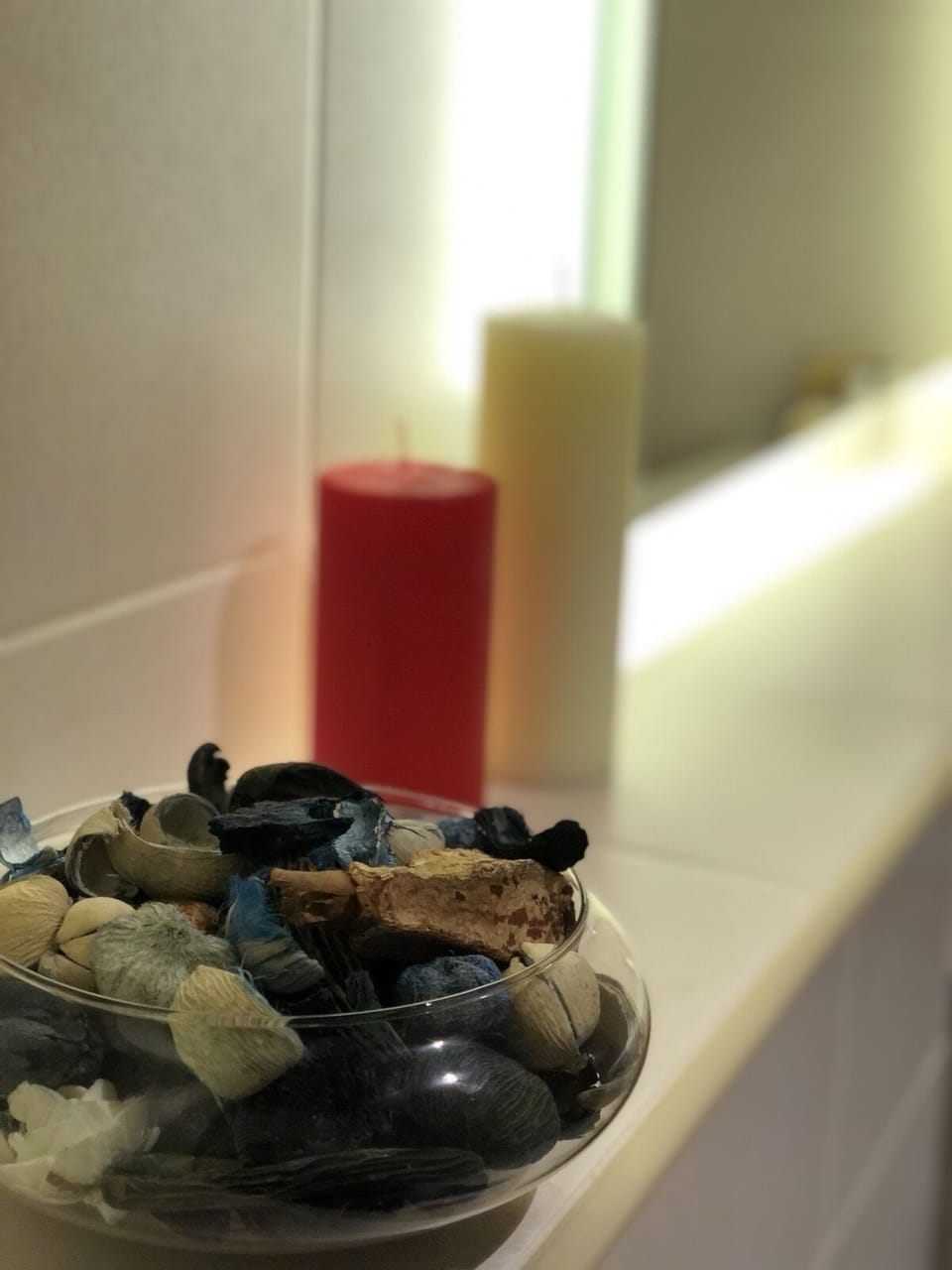 Grand Suite | Bathroom | Shower, free toiletries, hair dryer, slippers