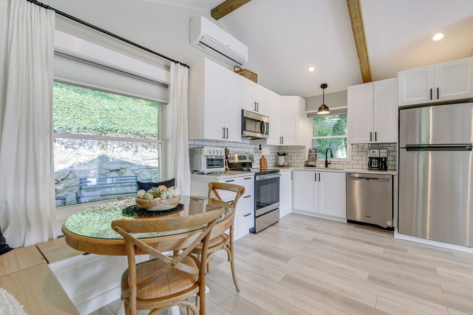 Cottage (2 Bedrooms) | Interior