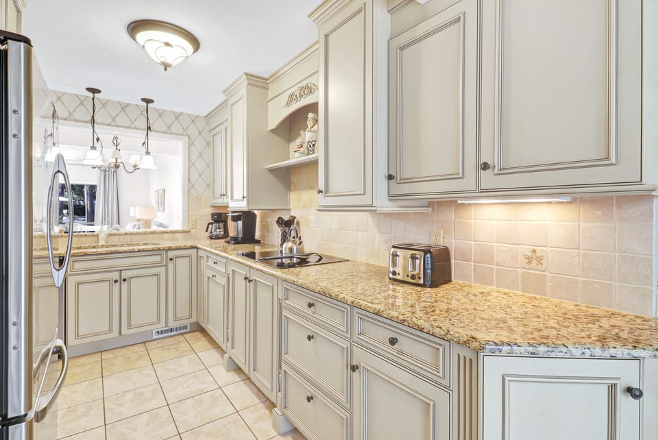2538 Gleneagle Green | Kitchen - 2538 Gleneagle Green | Kitchen