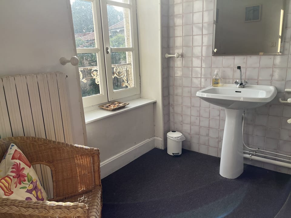 Exclusive Double Room | Bathroom