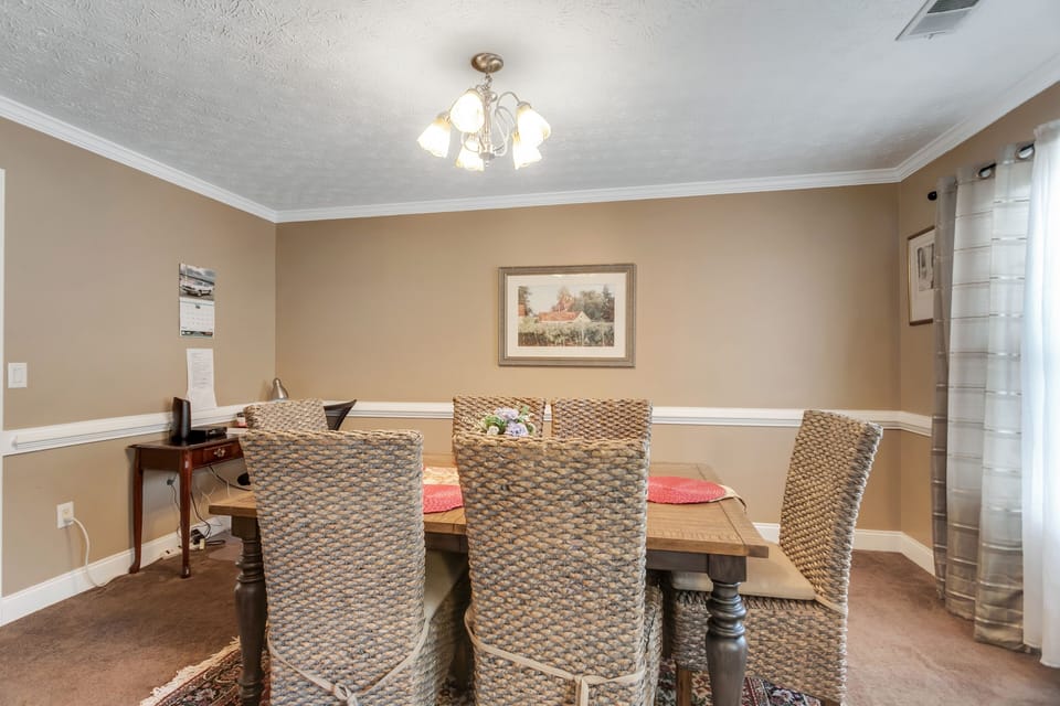 Dining Room, Dining Table, Furniture, Indoors, Table