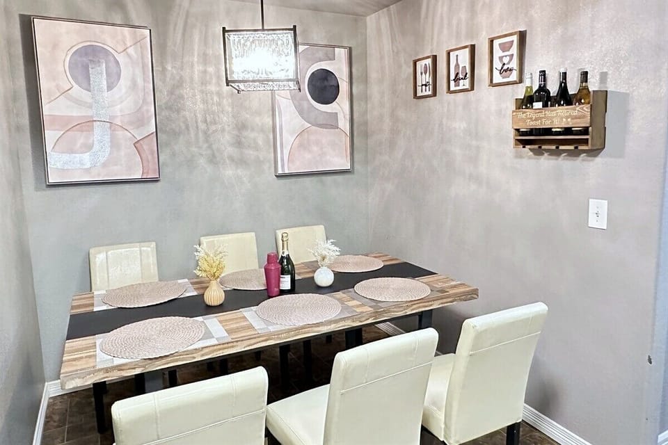 Share laughter and great food at the 6-seater dining table.