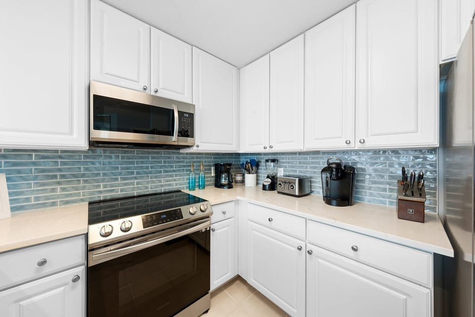 Fully stocked kitchen