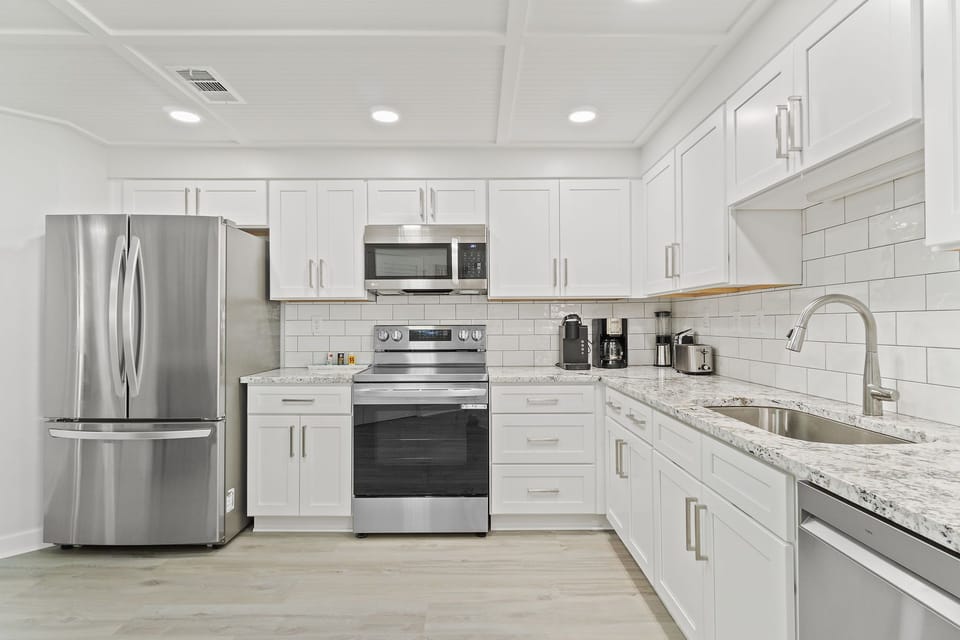 Well-equipped kitchen stocked