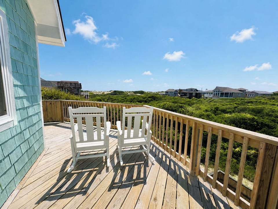 Sun Deck 2026