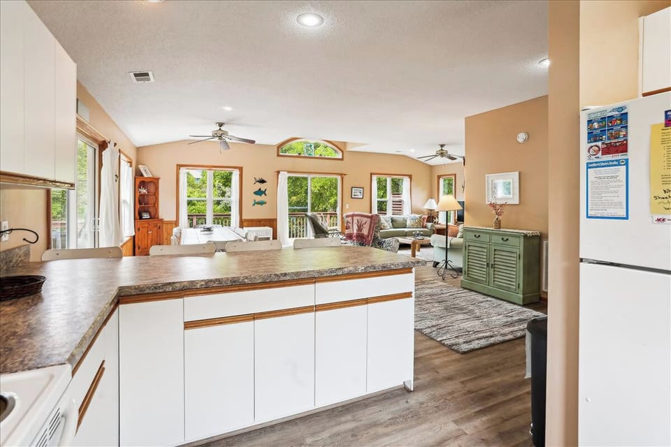 Kitchen 2024