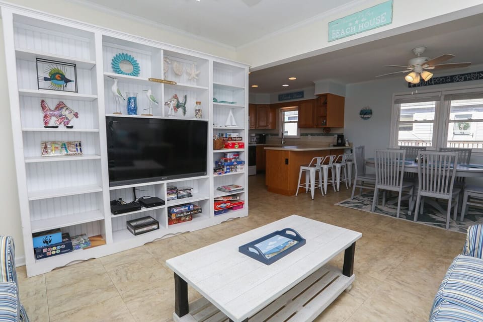 Living Room 2023