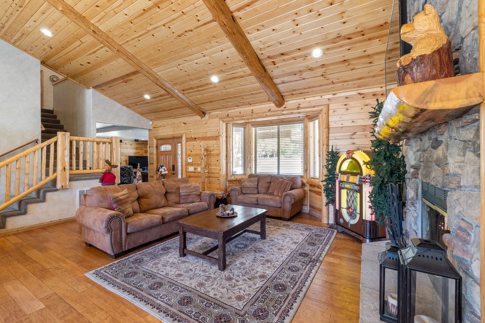 Warm and cozy interior design, plus a sleep sofa in the front living room.