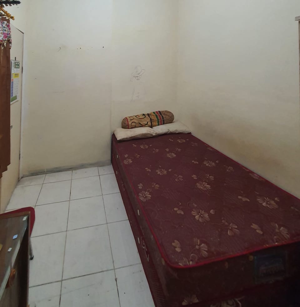 Standard Double Room | Desk, laptop workspace, free WiFi, bed sheets