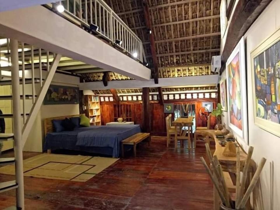 Luxury Quadruple Room | Free WiFi, bed sheets