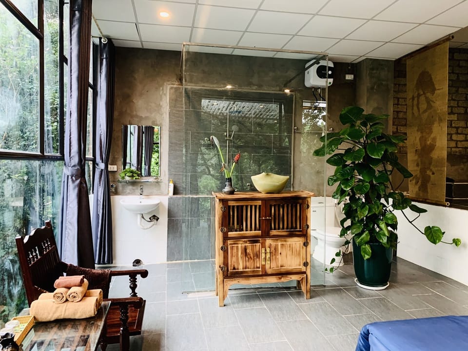 Romantic Double Room, Garden View | Bathroom