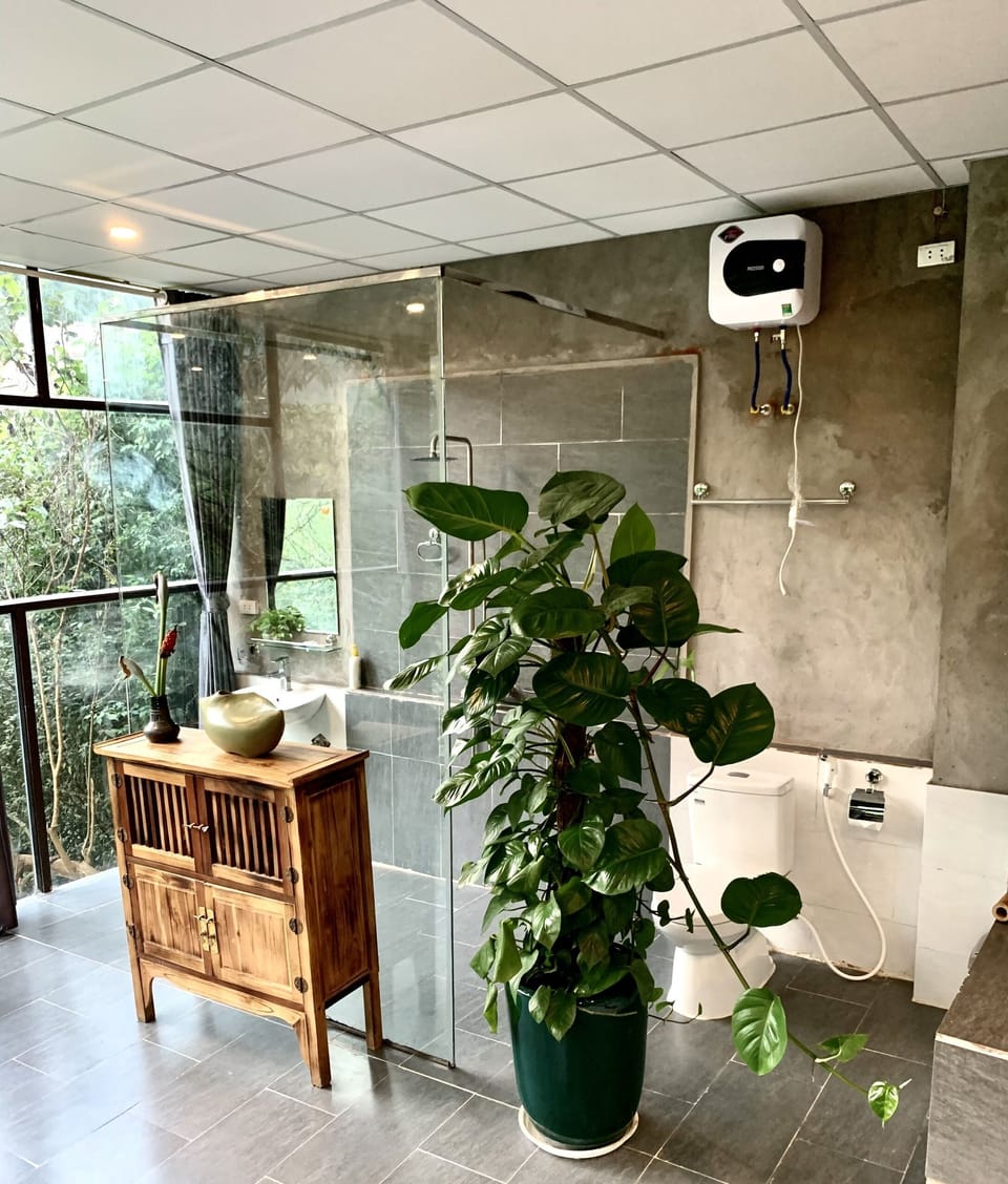 Romantic Double Room, Garden View | Bathroom