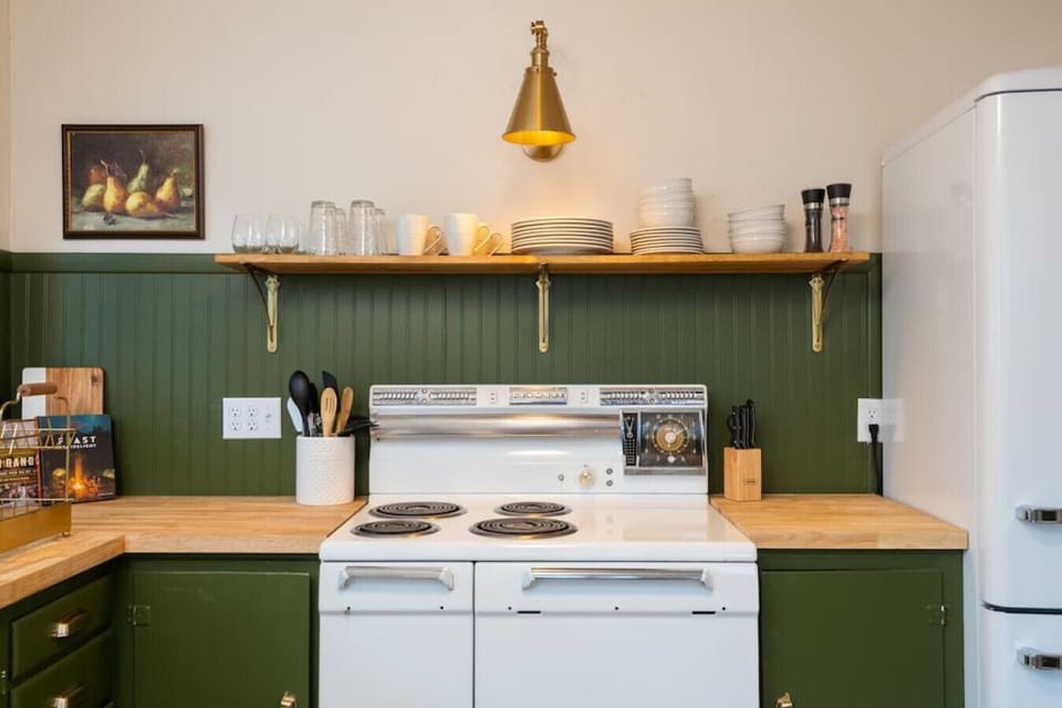 How sweet is this stove!