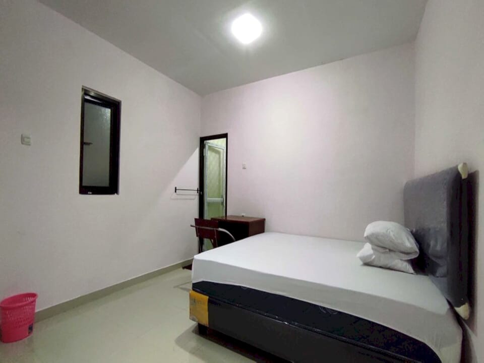Deluxe Double Room | WiFi (free), bed sheets