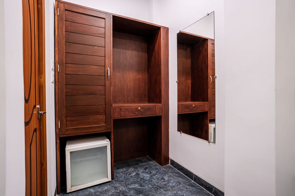 Luxury Villa | Wardrobe