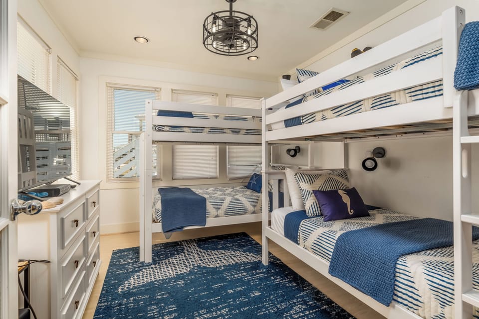 019 Feelin' Salty Double Twin-Bunk Beds Dauphin Island