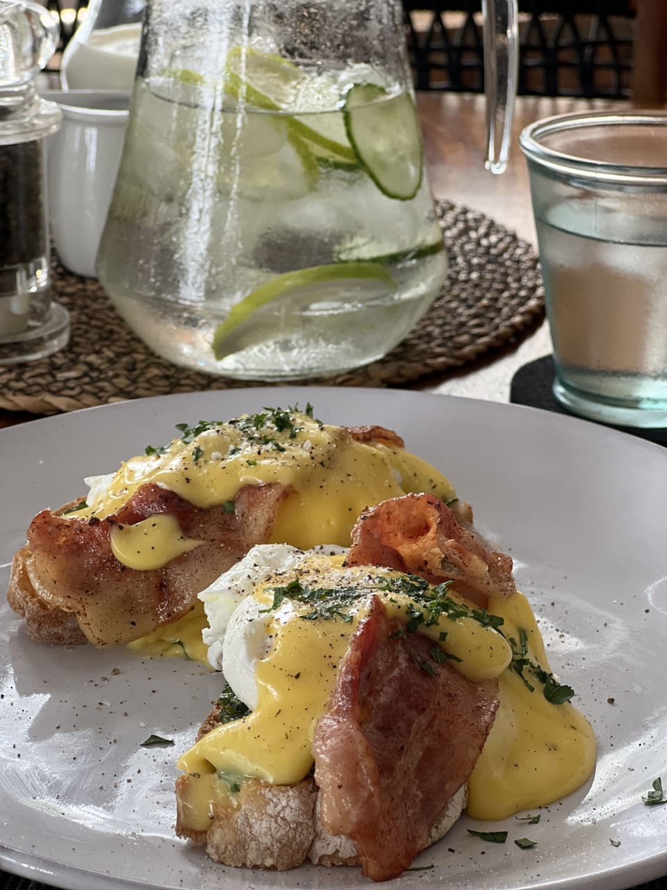 Daily continental breakfast for a fee