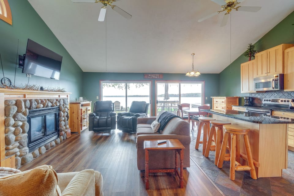 House (2 Bedrooms) | Interior