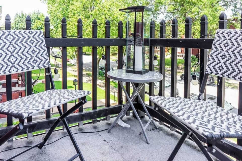 2nd Floor Patio Area