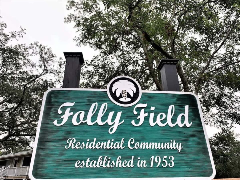 The "Folly Field" community features classic Lowcountry architecture.