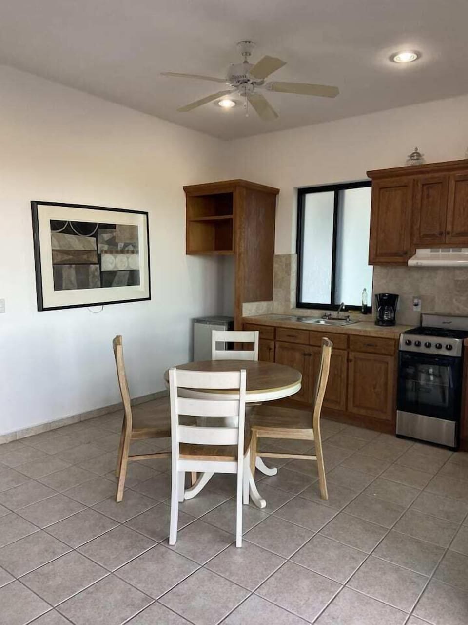 Dining room and kitchenette
