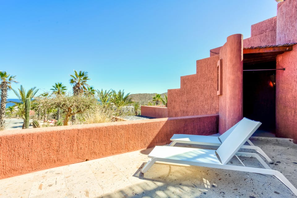 Private balcony (1)