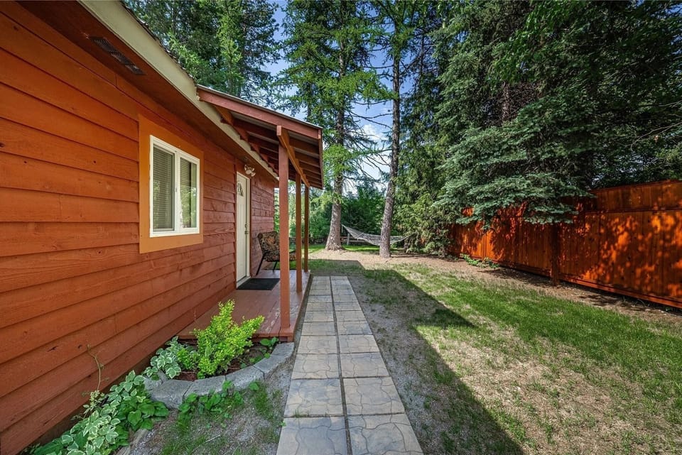 Front Entrance/Walkway